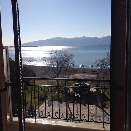 Regina Hotel Nafpaktos Exterior photo
