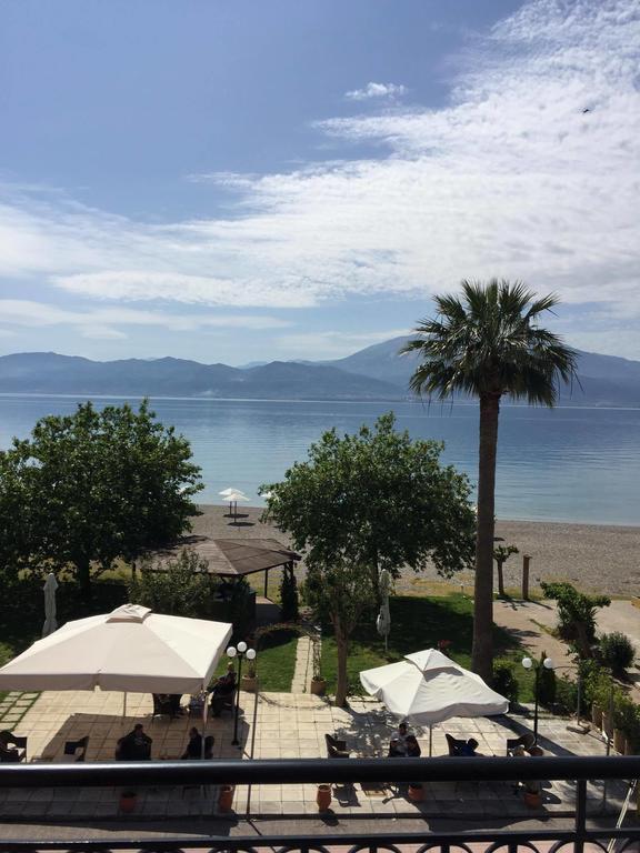 Regina Hotel Nafpaktos Exterior photo