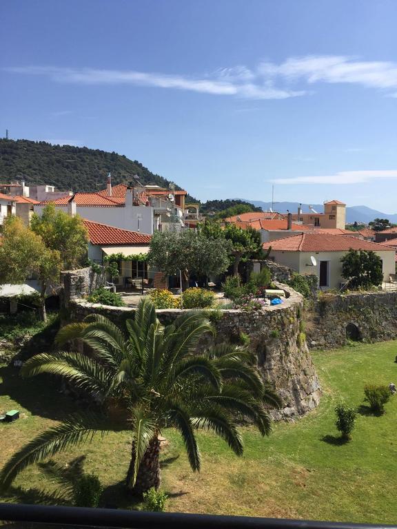 Regina Hotel Nafpaktos Exterior photo