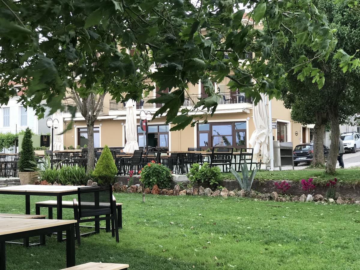 Regina Hotel Nafpaktos Exterior photo